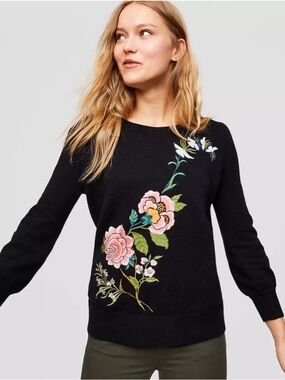 LOFT Black Floral Embroidered Puff Sleeve Knit Sweater Size Medium